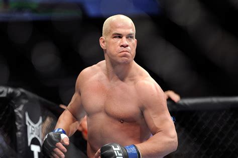 Tito Ortiz calls Joe Rogan a Quitter for leaving California