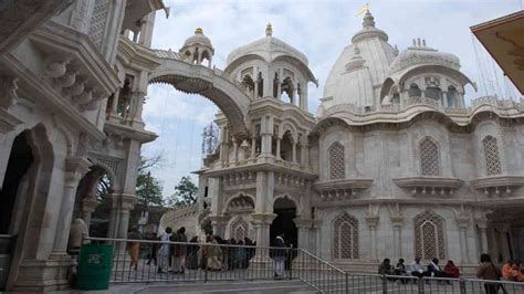 Coronavirus scare: Ahead of Holi, Mathura Iskcon temple prohibits entry ...