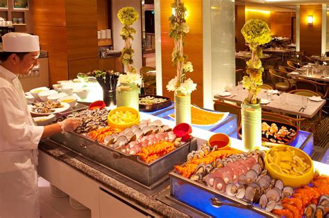 10 Atas Hotel Seafood Buffet Lobangs That Let You Feast At Up To 50% Off - EatBook.sg