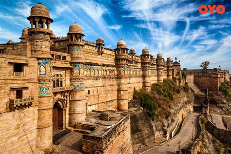 Explore the Famous Forts in India – OYO Hotels: Travel Blog