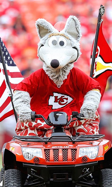 Chiefs' mascot reaches settlement over injury during zip line stunt | FOX Sports