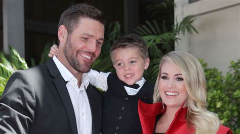 Carrie Underwood and Mike Fisher Kids: See Cutest Family Photos