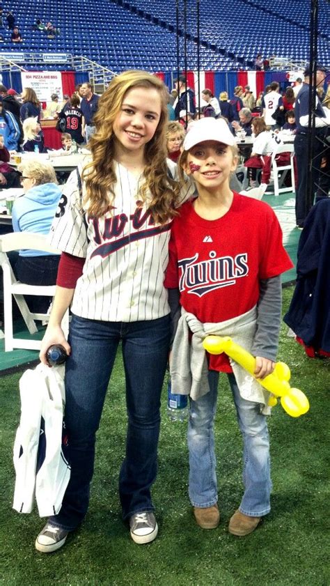 Twinsfest 2012 :) amazing time! | Minnesota twins, Fashion, Style