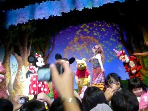 Disney Live WINNIE THE POOH - YouTube