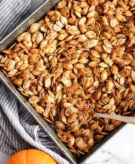 Roasted Cinnamon Sugar Pumpkin Seeds - JoyFoodSunshine