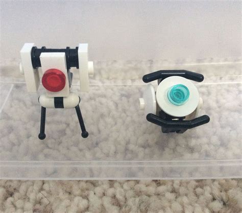 Lego Portal 2 Sentry Turret and Wheatley : 11 Steps - Instructables