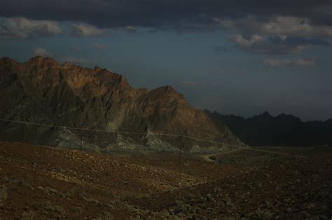 oman mountains | on the road to muscat | Hendrik Dacquin | Flickr