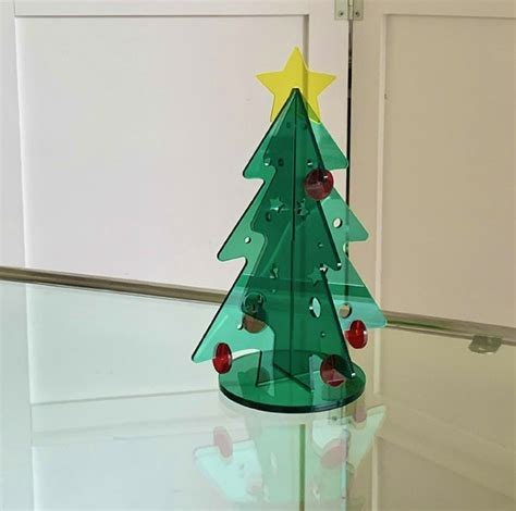 Acrylic Detachable Christmas Tree | The Other Aesthetic