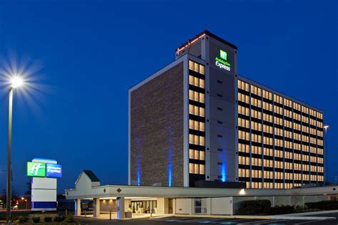 HOLIDAY INN EXPRESS WASHINGTON DC SW-SPRINGFIELD $89 ($̶1̶0̶3̶ ...