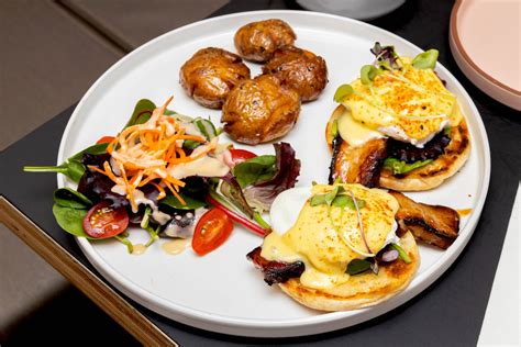 Best Toronto Brunch - 50 Essential Brunch Restaurants in Toronto