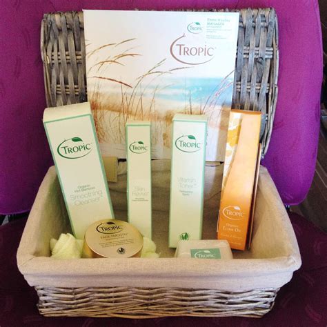 Tropic Skincare Review | Katie Kirk Loves