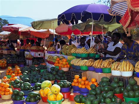 Tshakhuma Fruit Market