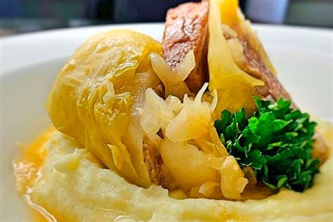 Where to Eat the Best Sarma in the World? | TasteAtlas