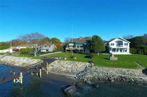 437 Seaside Dr, Jamestown, RI 02835 | Trulia