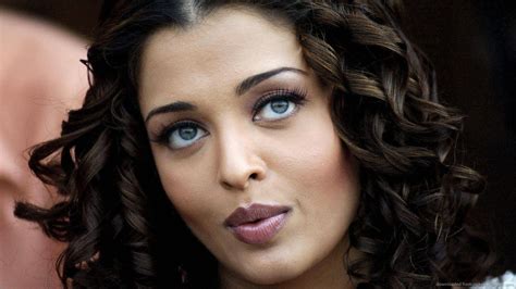 Aishwarya Rai Blue Eyes | d33blog