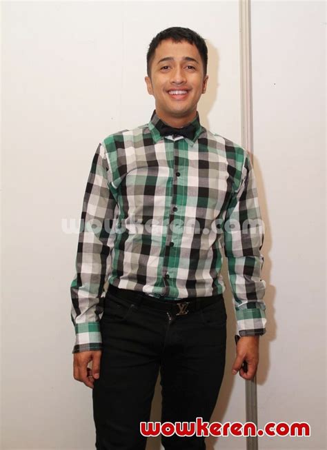 Foto Irfan Hakim Saat Ditemui di Studio Hanggar - Foto 53 dari 55