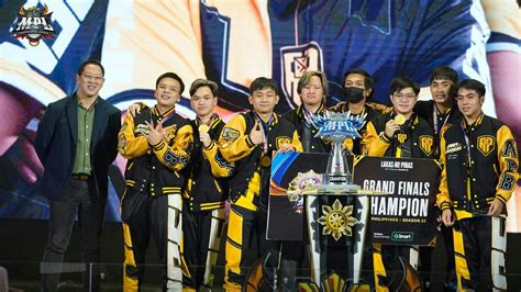 Killing spree! AP.Bren, Mobile Legends haul honors in Philippine Esports Awards | OneSports.PH