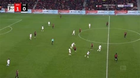 Bayer Leverkusen 2-0 Frankfurt - Jeremie Frimpong 52' : r/soccer