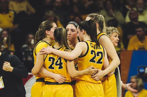 A Look at the Iowa Hawkeye Women Entering 2022-2023 - Black Heart Gold Pants