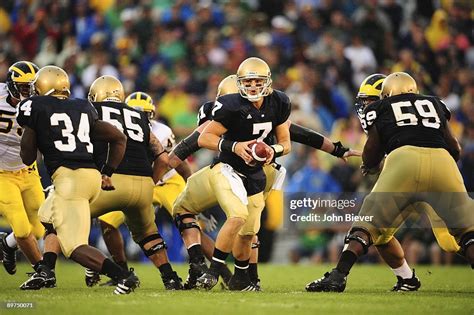 Notre Dame QB Jimmy Clausen in action vs Michigan. South Bend, IN News ...