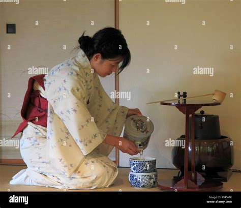 Japanese tea ceremony Stock Photo - Alamy