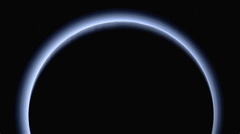 Life on Pluto? Ocean, long thought to be frozen could be hidden, study ...