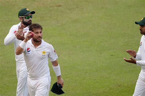 Yasir Shah weaves magic on historic day for Pakistan