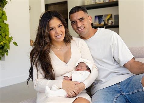 Unveiling The Life Of Marcus Mariota's Wife: A Journey Of Love And Support