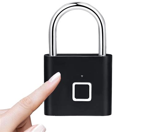 Keyless Smart Fingerprint Padlock - Rechargeable (Black)