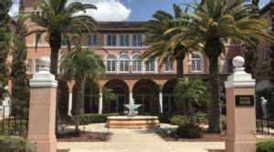 Top 8 Assisted Living Facilities in Venice, FL – Assisted Living Today