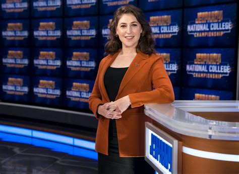 'Jeopardy!': Mayim Bialik Reveals Why the Show Has to Sometimes 'Shut Down'