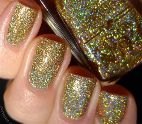 40 Best Examples Of Gold Glitter Nail Polish Art Just For You