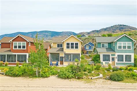 Cottages at Veranda Beach Resort - Oroville, Washington State