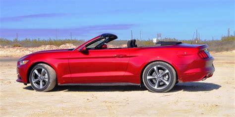 2015 Ford Mustang Convertible