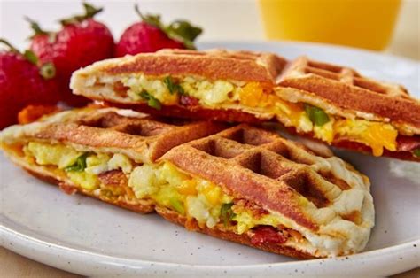 16 Crazy Waffle Iron Recipes You Need To Try - Porculine