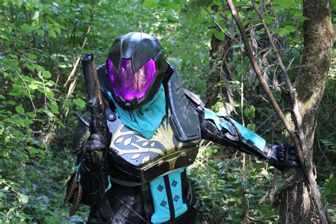 Destiny Hunter Cosplay by Alexis Smith : r/gaming