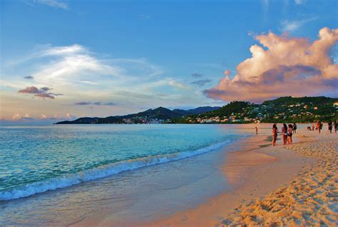 File:Grand Anse Beach Grenada.jpg - Wikimedia Commons