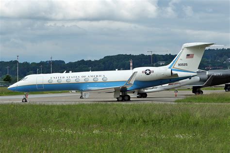 Eastwings: C-37B * Gulfstream G550 * United States Air Force USAF * 09-0525