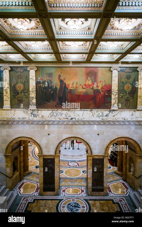 Massachusetts state house, interior hi-res stock photography and images - Alamy