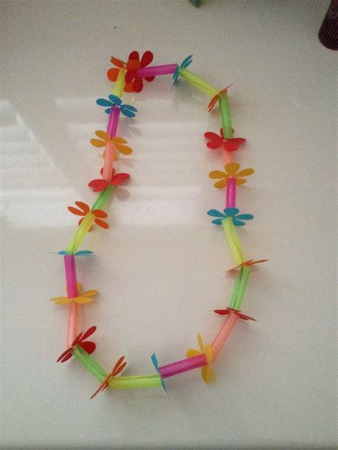 Hawaiian lei playgroup craft. String, jumbo straws cut into pieces and ...