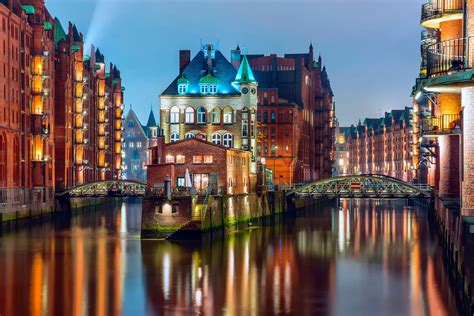 Stunning Hamburg Canal Nights - HD Wallpaper