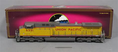 MTH 20-2632-3 Union Pacific AC4400CW Diesel Non-Powered (Hi-Rail Wheels ...