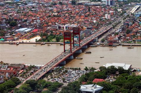 Palembang city, Ampera bridge, Musi river. | Gambar