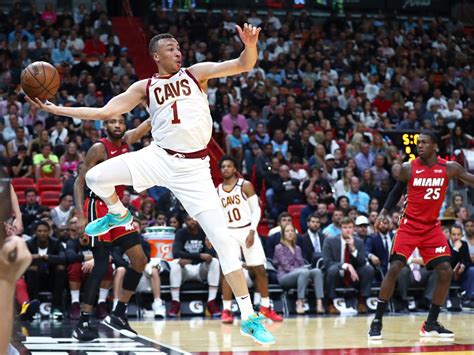 Cavs News: Dante Exum Suffers Ankle Injury vs. Miami Heat - Cavaliers ...