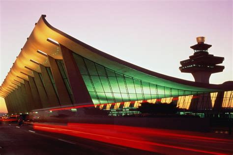 Dulles International Airport Guide