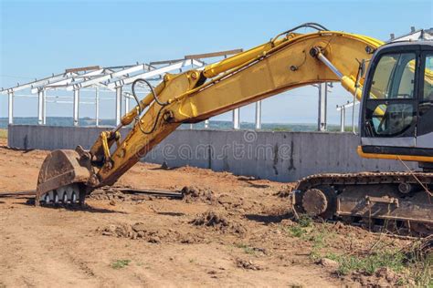 Crawler Excavator at a Construction Site. Special Machinery for Earthworks. Powerful Unit Stock ...