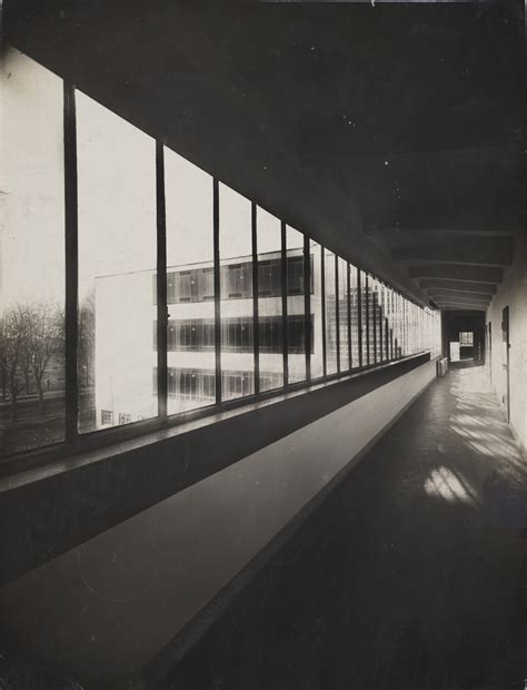 Lucia-Moholy-Architect-Walter-Gropius-Bauhaus-Building-Dessau-1925-1926-Bridge-hallway-1 | The ...