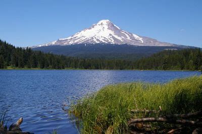 Trillium Lake - Hiking in Portland, Oregon and Washington