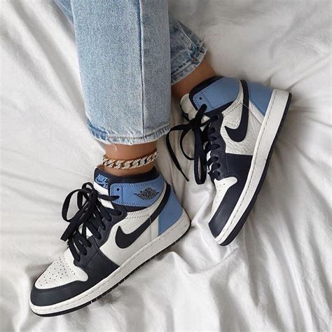 NIKE AIR JORDAN 1 RETRO HIGH OG ‘OBSIDIAN UNC’ GS 7Y, Women's Fashion, Footwear, Sneakers on ...