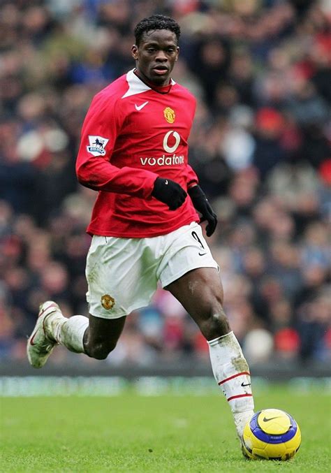 Louis Saha | Louis saha, Manchester united, Premier league